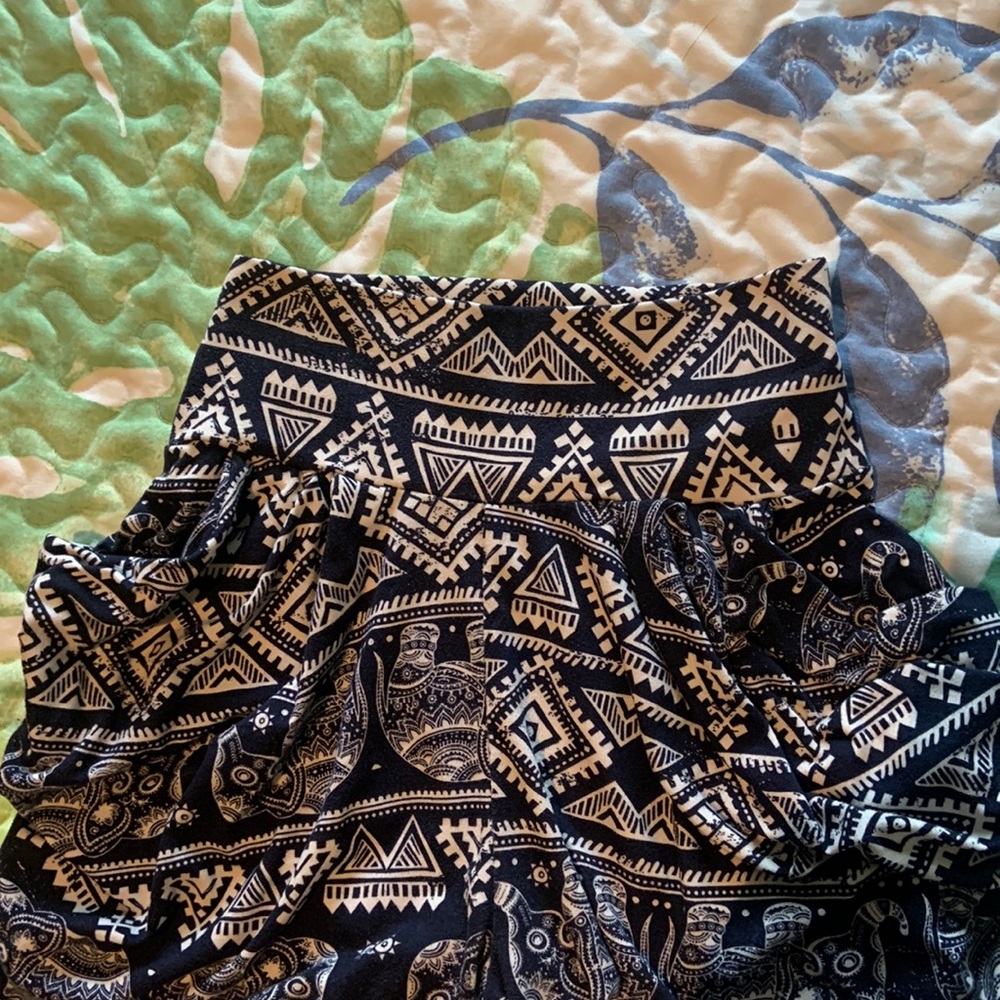 Elephant harem shorts